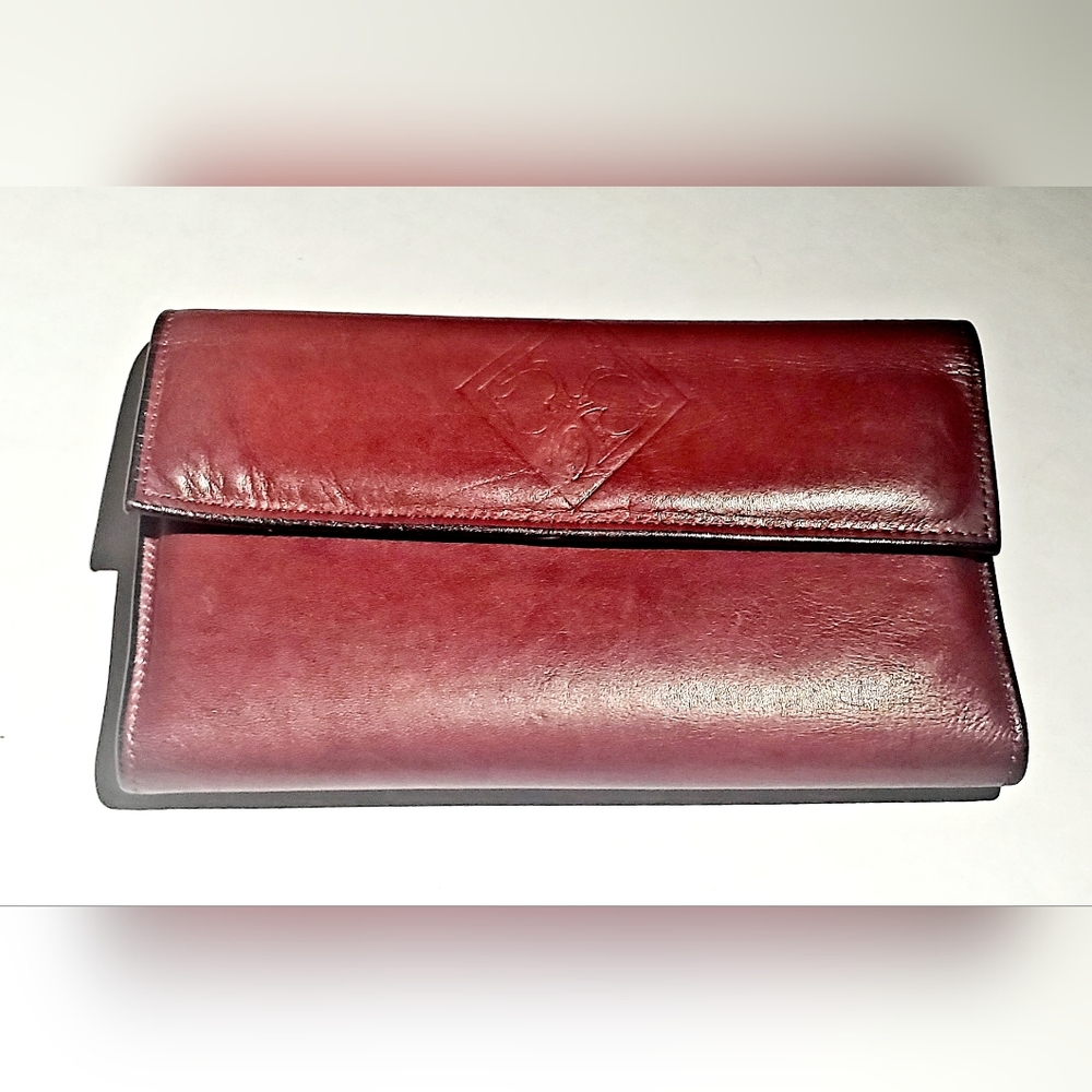 Vintage Oxblood cowhide leather Amity 8 card slot trifold wallet